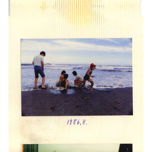 少妇作爱多人食品
